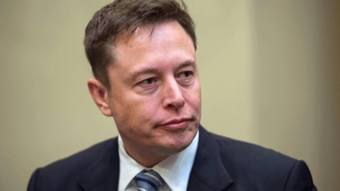 Elon Musk announces his 