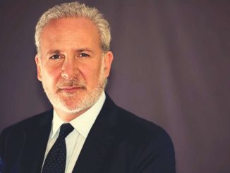 Peter Schiff Dismisses BTC’s ‘Digital Gold’ Status Following Recent Crash